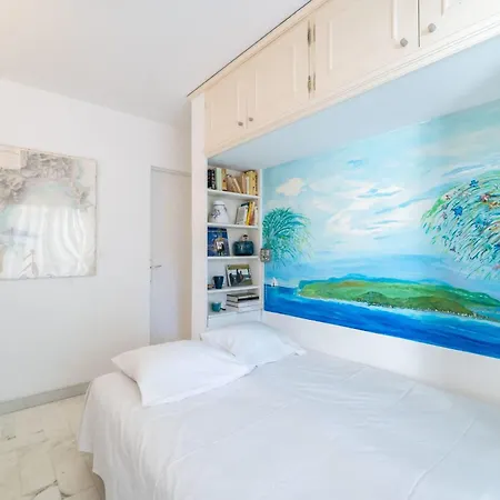 One Bedroom Close To The Center Of Daire *