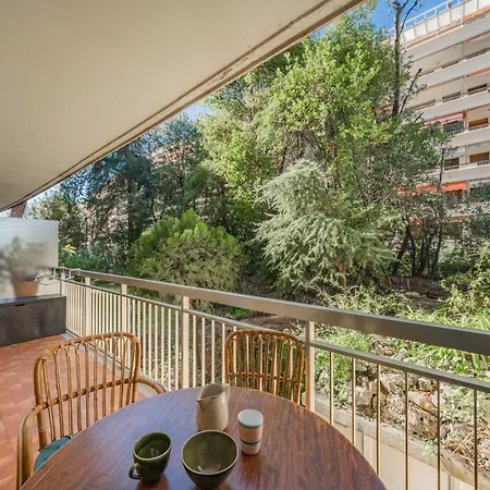 One Bedroom Close To The Center Of * Cannes