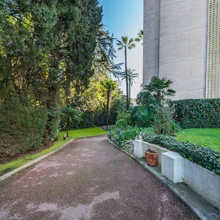 One Bedroom Close To The Center Of Cannes